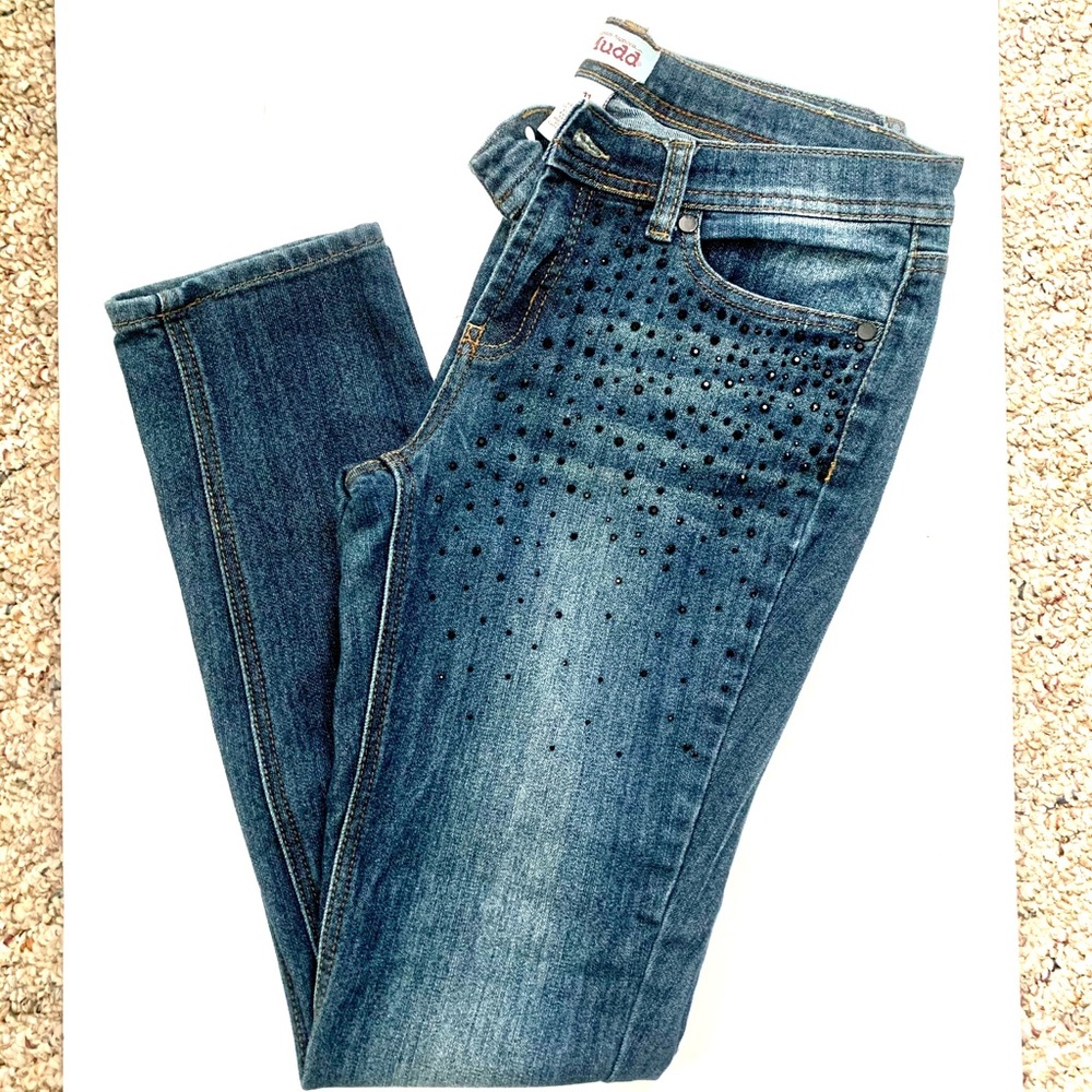 MUDD Skinny Jeans
